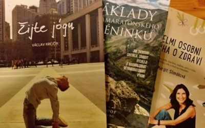 Přišel mi balíček. Byl plný knih.