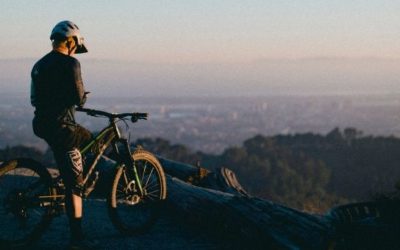 Důležitá telefonní čísla a aplikace pro bezpečí při sportu v přírodě