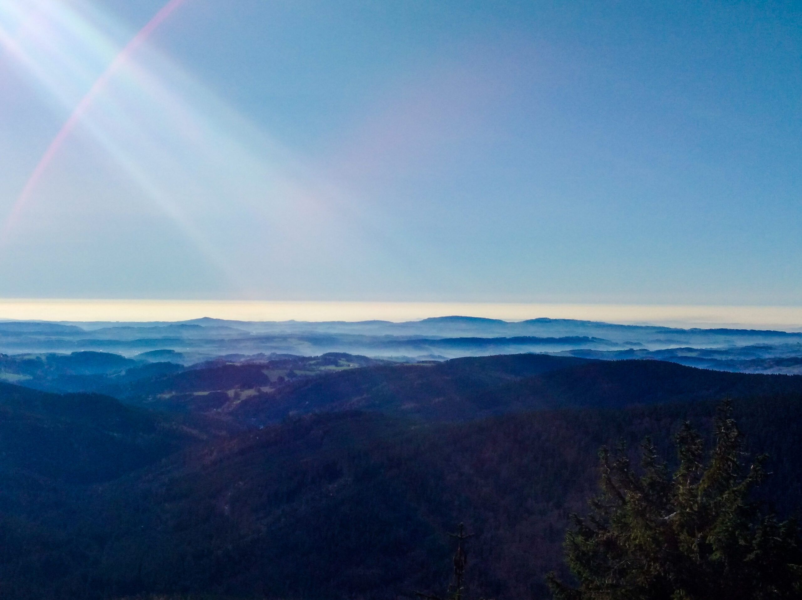 Pohled z Krkonoš směrem na Český ráj