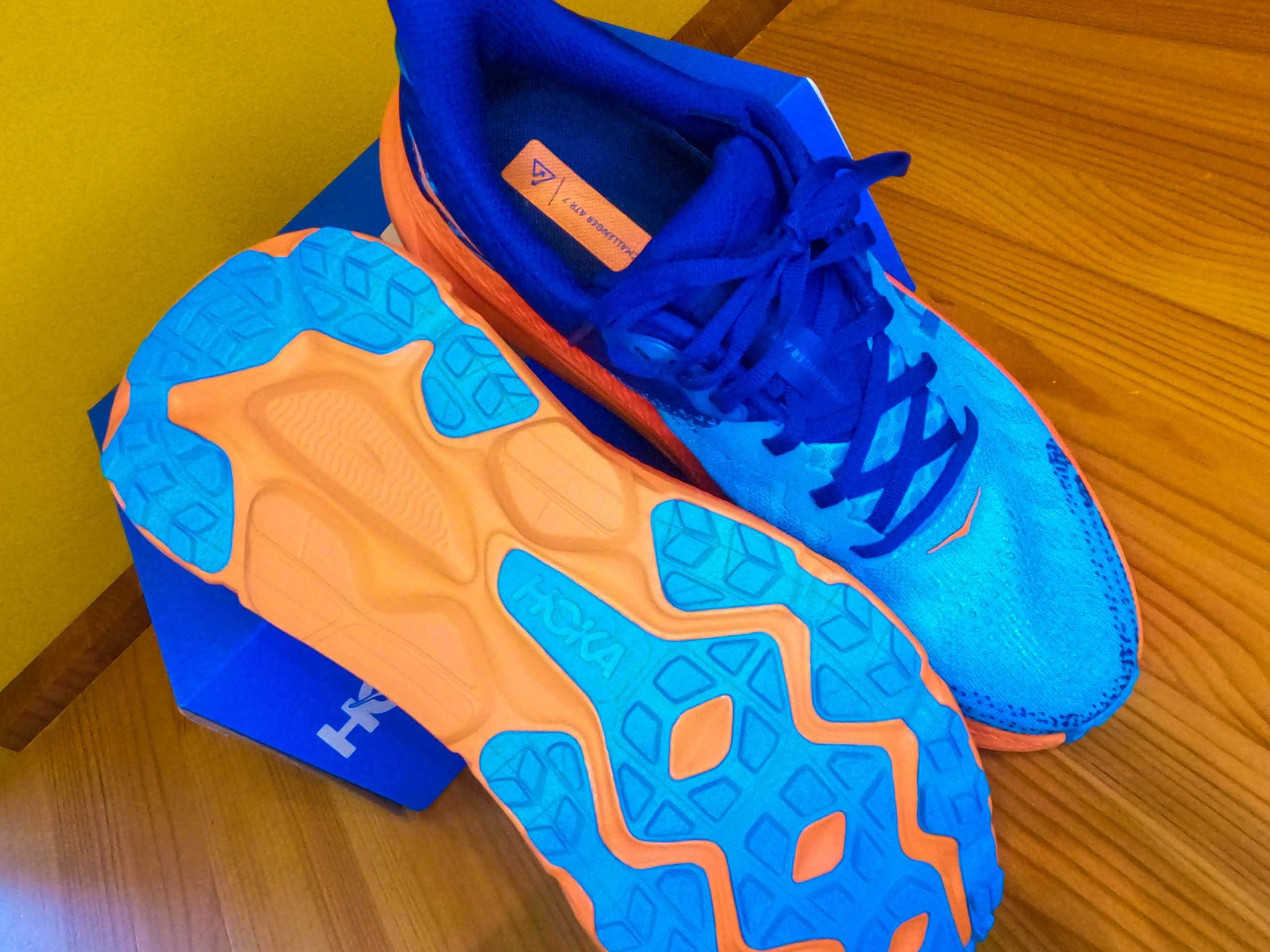 Běžecká bota Hoka Challenger 7 .JPG